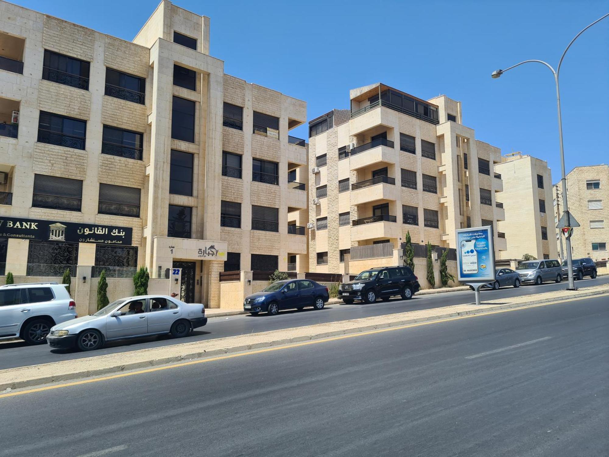 Dair Ghbar Gate Apartments Amman Buitenkant foto
