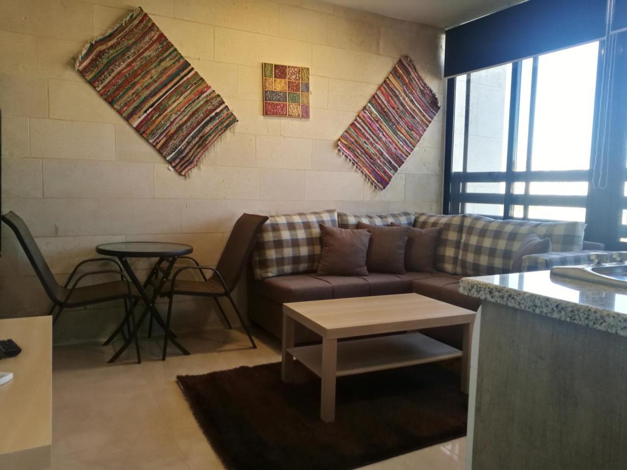 Dair Ghbar Gate Apartments Amman Buitenkant foto